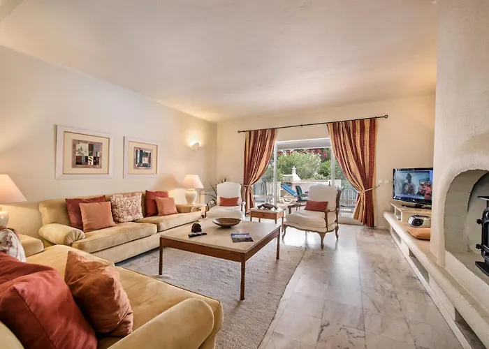 Mng Elliott49 阿尔曼萨